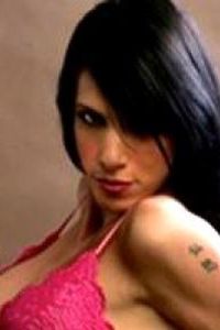 Шэннон Адамс