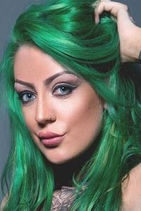 Феникс Мадина